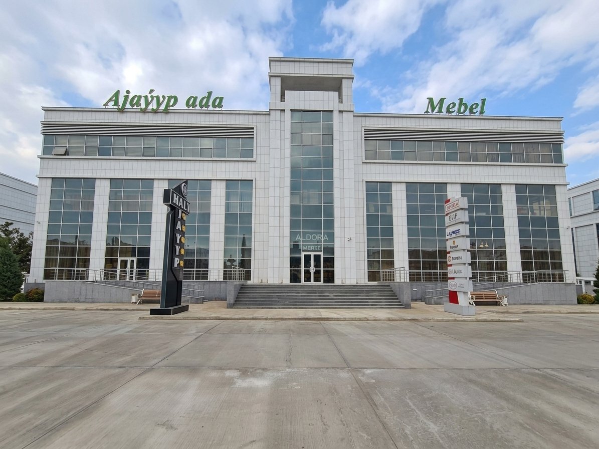 dükan "Ajaýyp Haly"